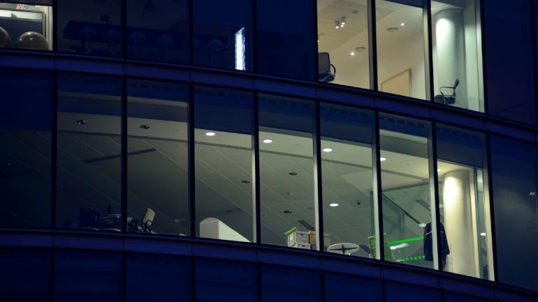 最後下班的人先離職 心得分享